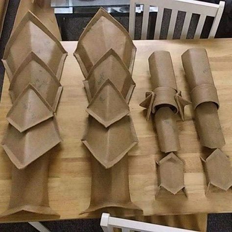 Armor Template, Leg Armor, Armadura Cosplay, Larp Armor, Creepy Halloween Decorations, Cosplay Armor, Leather Armor, Cosplay Tutorial, Diy Templates