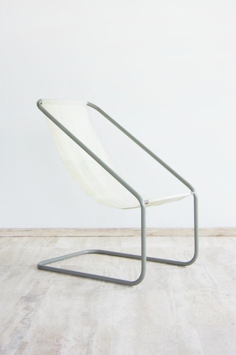 Interior Design News, Welded Furniture, Furniture Design Chair, Metal Furniture Design, Steel Chair, Minimalist Furniture, Creative Furniture, Iron Furniture, Steel Furniture