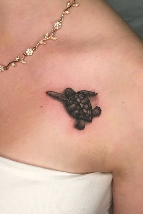 Loggerhead Sea Turtle Tattoo, Baby Sea Turtle Tattoo, Baby Turtle Tattoo, Athena Tattoo, Turtle Tattoos, Sea Turtle Tattoo, Turtle Tattoo Designs, Thigh Tattoo Designs, Scar Tattoo