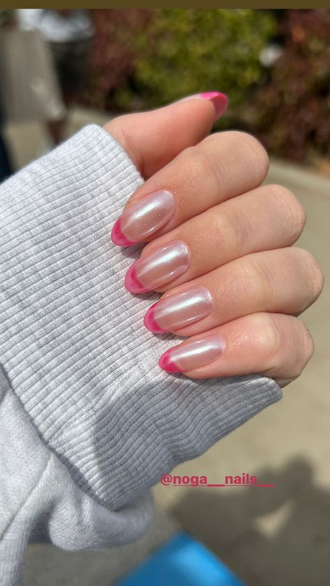 Summer Glazed Nails, Chrome French Nails Color, Pink French Tip Nails With Chrome, Pink French Tips With Chrome, Pink French Tip With Chrome, Chrome Pink French Tip Nails, Crome Pink Nails, Pink French Tip Chrome, Pink Chrome Tips