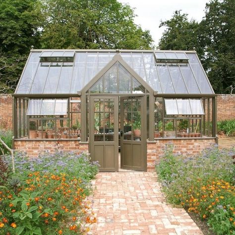 Greenhouse Copper Roof, T Shaped Greenhouse, Greenhouse With Potting Shed, New England Greenhouse, Green House In Garden, Large Greenhouse Ideas, Hartley Botanic Greenhouse, Green Houses Ideas, Cute Green House