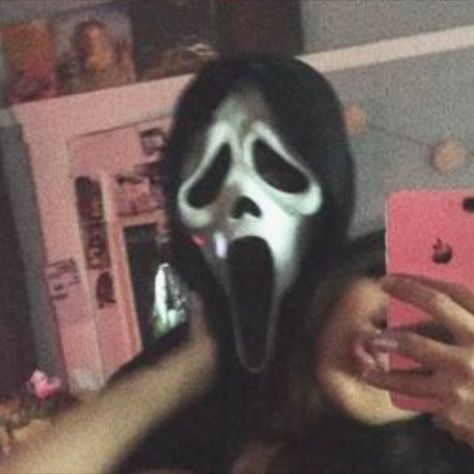 Matching Profile Couple, Spooky Halloween Pfp, Couple Matching Wallpaper Aesthetic, Girlfriend And Boyfriend Goals, Star Overlays, Best Friend Match, Duos Icons, Cute Couple Dp, Male Icon