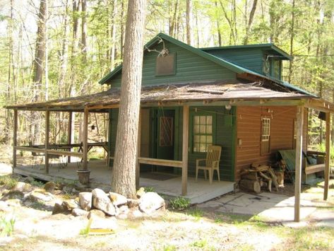 c.1929 Rustic Cabin For Sale in PA State Forest Under $40K - Old Houses Under $50K #cabins #camps #fixeruppers #cheapoldhouses Wood Stove Insert, Living Room With Stone Fireplace, Cheap Old Houses, Hunters Cabin, Loft Living Room, Old Cabin, Cabins For Sale, Forest Cabin, Vintage Cabin