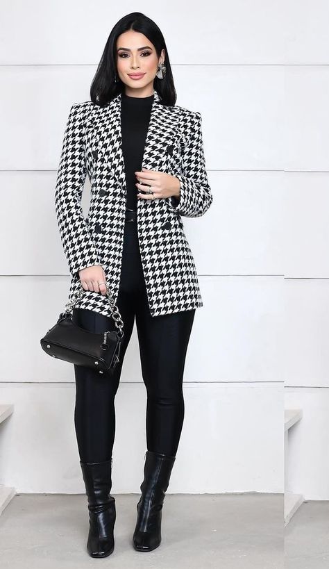 Cold Weather Office Outfits, Business Chic Outfits, How To Wear Blazers, Business Attire Women, Trendy Outfit Ideas, Best Winter Outfits, Modesty Outfits, London Outfit, Fall Outfit Ideas