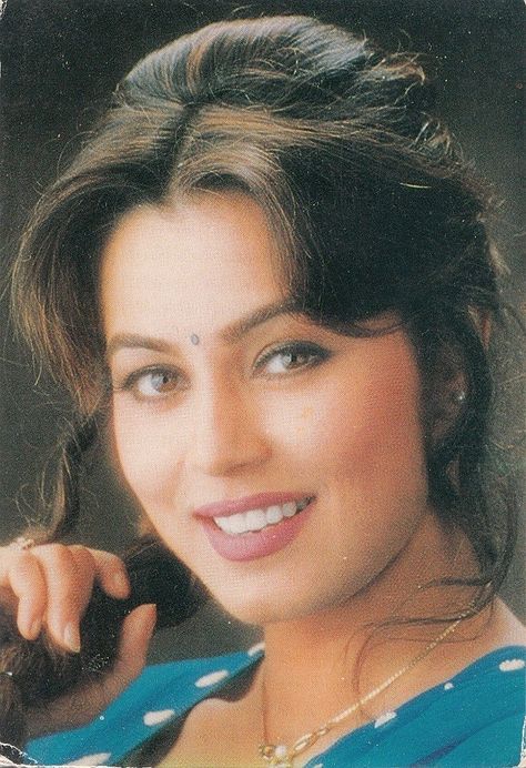 Mahima Choudhary, Mahima Chaudhary, 90s Bollywood Actress, Indian Retro, Retro Cinema, Kareena Kapoor Pics, 90s Actresses, 90s Bollywood Aesthetic, Bollywood Pictures