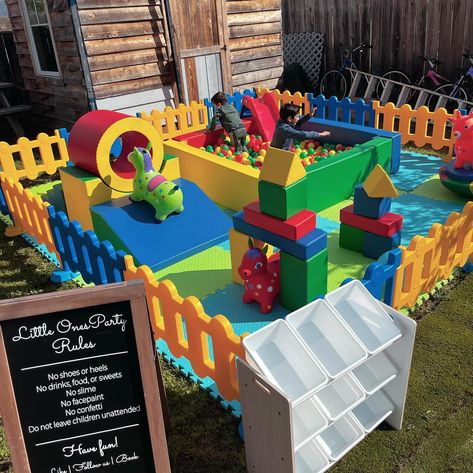 A fun filled FIESTA this past weekend 🇲🇽🌮🤠 Big THANKS to our returning client Tania for having us again ❤️💚💛💙 Ready to book your little ones party?! Send us a DM and let’s get started! NOW booking for March and April. Soft Play #softplay Soft Play Rental Ideas, Diy Soft Play Area, Soft Play Business, School Wall Art Ideas, Racing Birthday, Play Cafe, Encanto Birthday, Indoor Playroom, Cafe Business