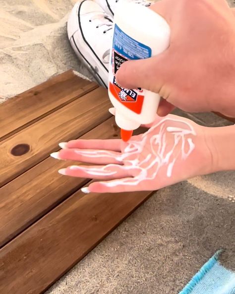 Sand Hand Print Craft, Sand Handprint Keepsake, Diy Sand Painting, Sand Decorations Ideas, Sand Crafts For Adults, Sand Handprint Canvas, Sand Handprint, Hand Painting Kids, Sand Prints