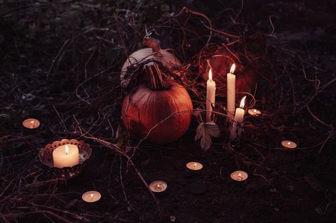 https://flic.kr/p/NccomC | Spooky Halloween decoration | Get more free photos on freestocks.org Voodoo Spell, Samhain Halloween, Spell Caster, Photo Candles, Season Of The Witch, Groundhog Day, Beltane, Solve Problems, Samhain