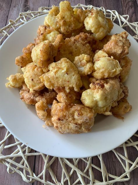 Cavolfiore Fritti | Fried Cauliflower – A Taste of Amore Italian Fried Cauliflower, Batter Fried Cauliflower, Fried Cauliflower Recipes, Italian Cauliflower, Breaded Cauliflower, Deep Fried Cauliflower, Italian Fries, Bouchon Bakery, Cauliflower Bread