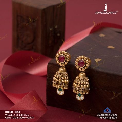 Zumka Earrings, Jadatar Jewelry, Small Earrings Gold, Mangalsutra Chain, Antique Necklaces Design, Antique Gold Jewelry Indian, Lucky Jewelry, Antique Jewellery Designs, Gold Jewelry Simple Necklace