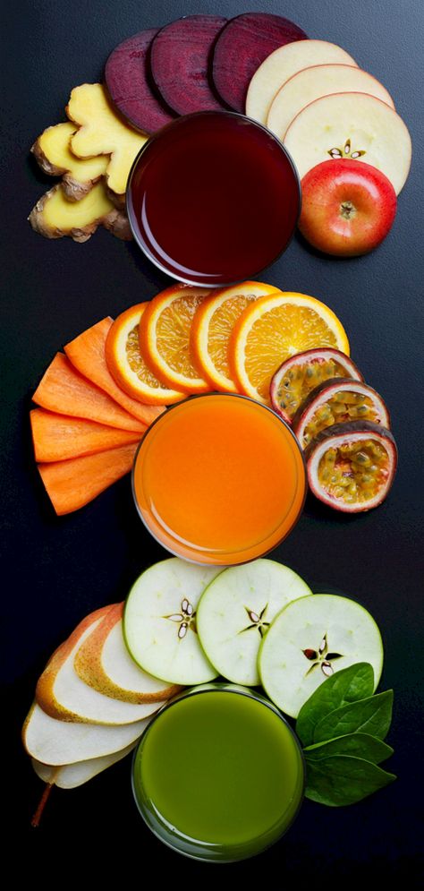 Freeze Pop Recipes, Cold Pressed Juice Bar, Fruit Juice Brands, Cold Pressed Juice Recipes, Juice Bar Interior, Colourful Food, Food Photography Dessert, Healthy Juice Drinks, Ginger Shot