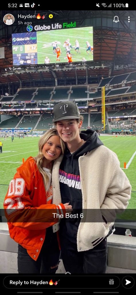 Supportive Basketball Girlfriend, Basketball Gf, Baseball Boyfriend Softball Girlfriend, Cute Bf And Gf Pics Basketball, Hayden Summerall And Ashlee, Hayden Summerall, Gods Hand, Cute Couple Pictures, Couple Pictures