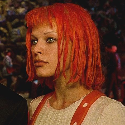 Milla Jovovich Fifth Element, Late 90s Aesthetic, Leeloo Fifth Element, Fifth Element Costume, 5th Element, Bright Red Hair, Septième Art, Milla Jovovich, Fifth Element