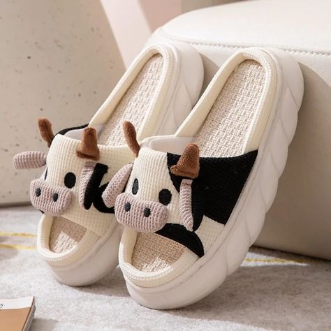 Cow Slippers, Linen Slippers, Cute Slides, Cozy Shoes, Animal Slippers, Clear Shoes, Cartoon Cow, Bedroom Slippers, Open Toe Slippers