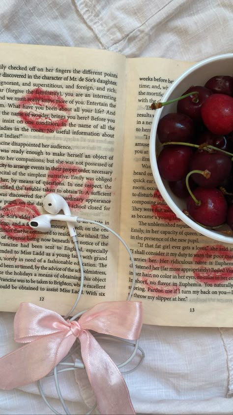 Cherry Asthetic Picture, Bts V Gif, Dark Academia Wallpaper, Cherry Red Color, Bow Wallpaper, Cherry Wine, Reading Aesthetic, Academia Wallpaper, Pretty Star