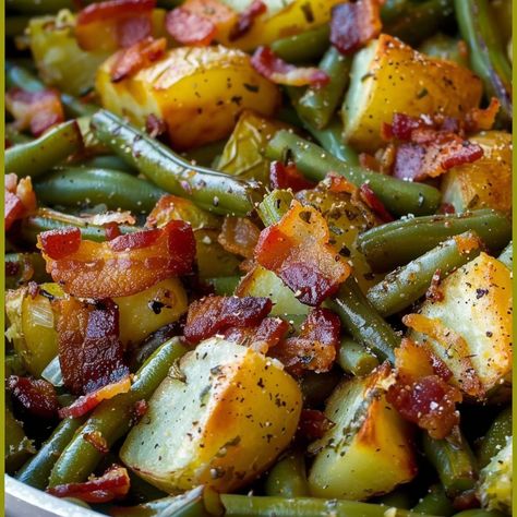 Green Beans Recipes, Ranch Green Beans, Potatoes With Bacon, Tartiflette Recipe, Beans And Potatoes, Veggie Ideas, Beans Recipes, Green Beans With Bacon, Country Ranch