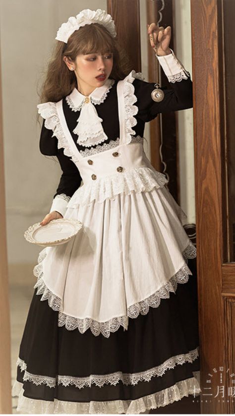 New Release: Nikki Tomorrow 【-Teleisha's Afternoon Tea-】 Lolita OP Dress, Apron and Headband

◆ Shopping Link >>> https://lolitawardrobe.com/nikki-tomorrow-teleishas-afternoon-tea-vintage-classic-lolita-op-dress-and-apron_p6758.html Maid Aesthetic, Maid Outfit Cosplay, Twenties Dress, Dress Apron, Shopping Link, Wrinkled Clothes, The Maid, Maid Cosplay, Op Dress