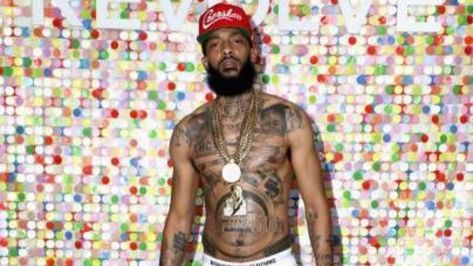 #NipselHussle height was approximately 6' 3" inches (190.5 cm). He weighed around 175 pounds (75 kg) and had a slim physique. Nipsey Hussle Tattoos, Lauren London Nipsey Hussle, 2 Chainz, Lauren London, Nipsey Hussle, Real Hip Hop, Jhene Aiko, Gangsta Rap, Hip Hop Art