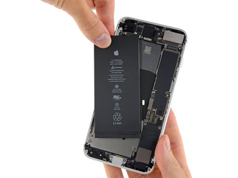 Iphone Battery Replacement, Mobile Phone Design, Instagram Graphic Design, Smartphone Repair, Battery Repair, Iphone Battery, Service Business, Iphone Repair, Repair Guide