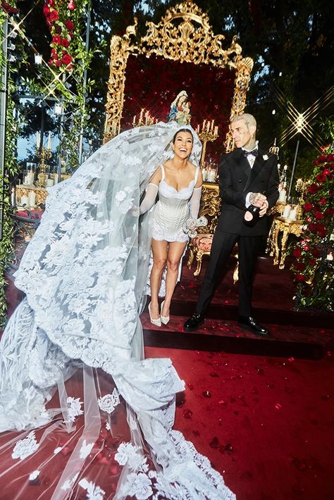 The Newlyweds from Every Photo From Kourtney Kardashian and Travis Barker's Wedding Weekend in Italy on E! Online Kourtney Kardashian Wedding, Kim Kardashian Wedding Dress, Kardashian Wedding, Kim Kardashian Wedding, Estilo Kylie Jenner, Celebrity Wedding Dresses, Iconic Weddings, Ellen Von Unwerth, Travis Barker