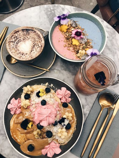 Food Is Fuel, Breakfast Food, Food Obsession, Cafe Food, Pretty Food, Food Cravings, Cute Food, Aesthetic Food, Food Inspiration