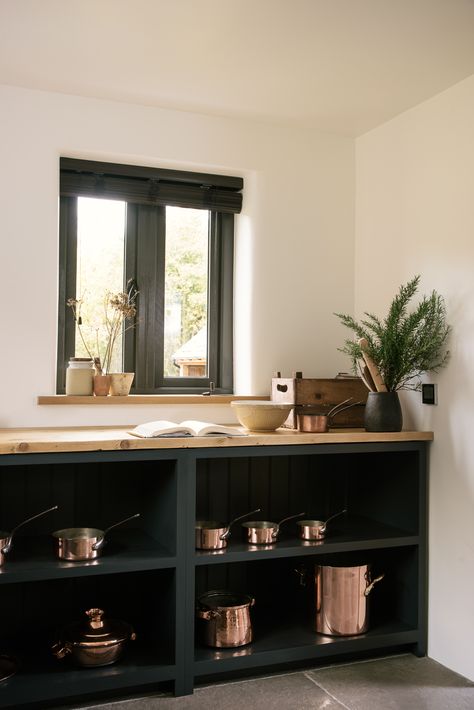 The perfect combination; warm copper pans and deVOL open base cabinets painted in 'Pantry Blue' Open Base Cabinets, Rural Kitchen, Black And Copper Kitchen, Open Kitchen Cabinets, Kitchen Base Cabinets, Devol Kitchens, Open Kitchen Shelves, Open Cabinets, Copper Pans