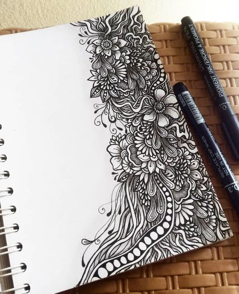 Intricate Drawings by Widya Rahayu Intricate Drawings, Black And White Drawings, Zentangle Artwork, Doodle Art Journals, Zen Doodle Art, Doodle Art Drawing, Mandala Art Lesson, Sharpie Art, Tangle Art