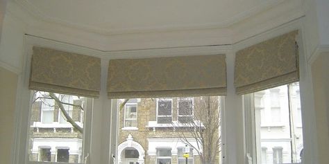 Roman Blinds Bay Window Roman Blinds Bay Window, Blinds For Bay Windows, Bay Window Blinds, Bay Window Shutters, Bay Window Living Room, Window Furnishings, Types Of Blinds, Bay Window Curtains, Best Blinds