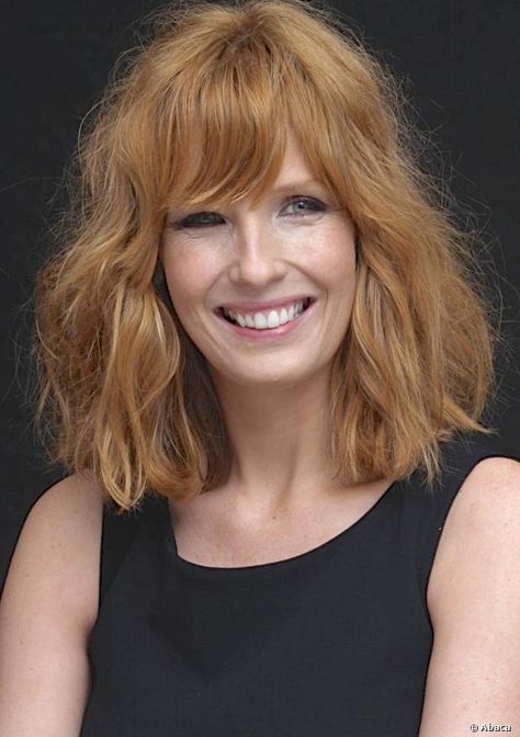 Jessica Kelly, Kelly Reilly, Cute Hairstyles For Medium Hair, Redhead Beauty, Haircuts With Bangs, Long Bob, Ginger Hair, Trendy Hairstyles, Hairstyles With Bangs