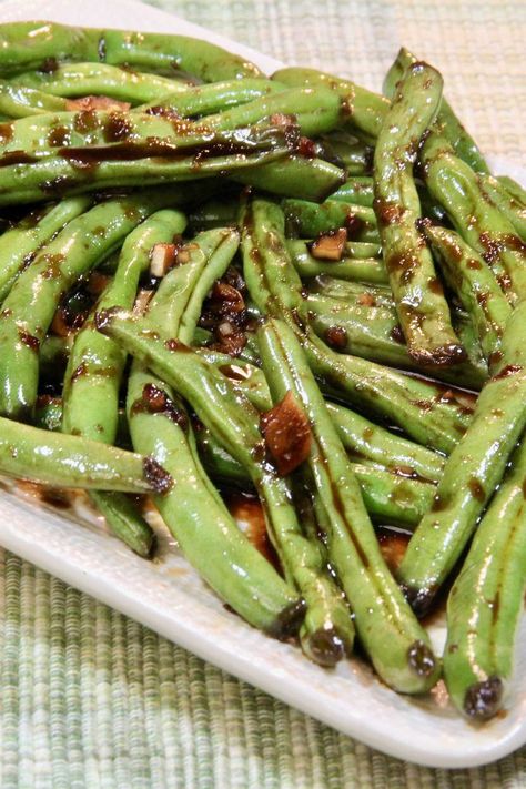 Sweet and Spicy Green Beans Sweet And Spicy Green Beans, Home Grown Green Beans Recipes, Green Beans Soy Sauce, Spicy Green Bean Recipes, Soy Sauce Green Beans, Asian Green Beans, Grilled Green Beans, Spicy Green Beans, Vegetables Dishes