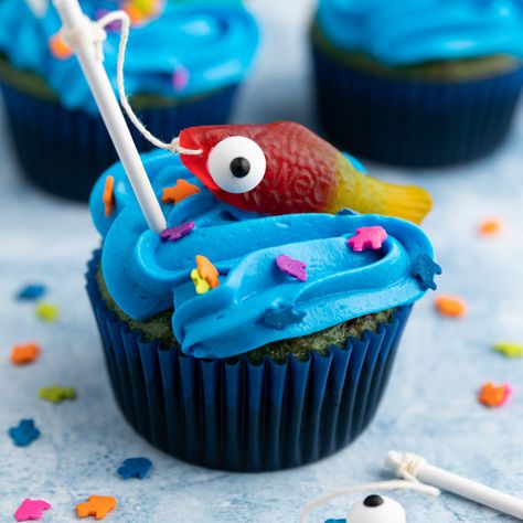 Fishing Pole Cupcakes Flavored Frosting, Premium Cake, Candy Eyes, Piping Frosting, Pillsbury Recipes, Mini Bundt Cakes, Cake Pop Sticks, Soft Candy, Blue Gel