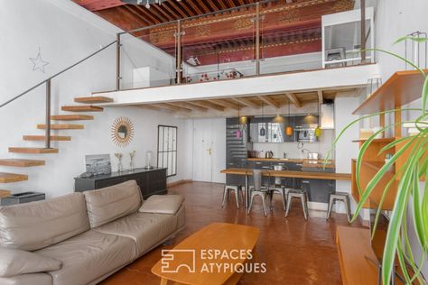 Loft avec mezzanine dans un hotel particulier - Espaces Atypiques Mezzanine Floor Design, Mezzanine Ideas, Mezzanine Loft, Mezzanine Studio, Warehouse Loft, Mezzanine Floor, Pole Barn Homes, Kitchen Plans, The Nest