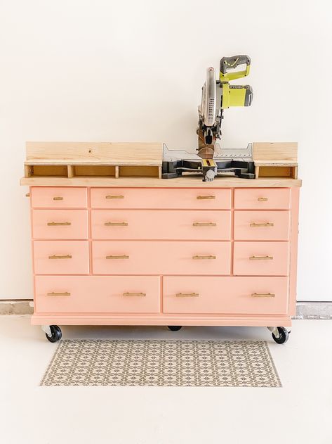 Miter Saw Table Diy, Beginner Miter Saw Projects, Diy Saw Table, Compound Miter Saw Station, Miter Saw Cart, Diy Tool Bench, Miter Saw Projects, Diy Miter Saw Table, Mitre Saw Table