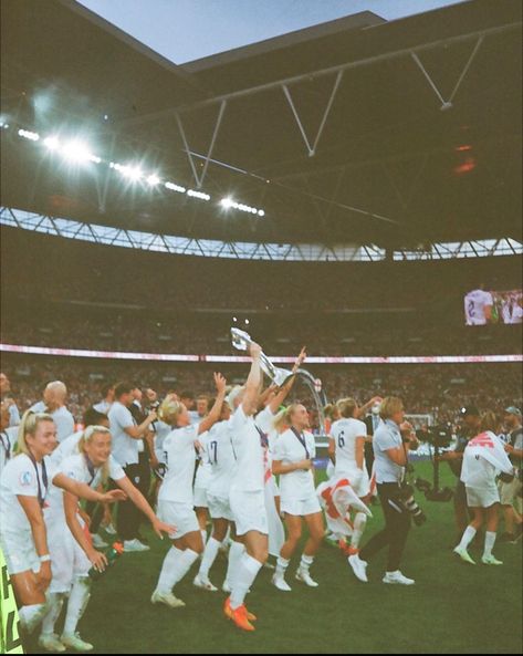 euros 22, england women, womens euros England Lionesses Aesthetic, Lionesses Football Aesthetic, England Womens Football Wallpaper, England Lionesses Wallpaper, Lionesses Football Wallpaper, Lionesses Wallpaper, Woso Wallpapers, Women Football Players, Lioness Football