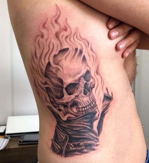 ghost Rider @julianopereiraveniversum Gost Rider Tattoo, Ghost Rider Tattoo Ideas, Ghost Rider Tattoo Design, Rider Tattoo, Ghost Rider Drawing, Ghost Rider Tattoo, Basic Tattoos, Tattoos Inspo, Skull Sketch