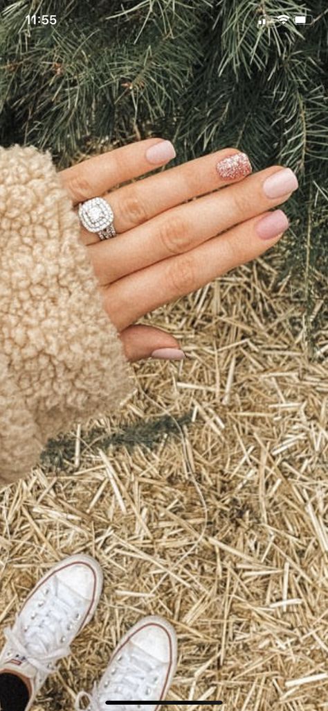 Jess Conte Engagement Ring, Jess Conte Nails, Jess Conte Ring, Jess Conte, Wedding Rings Photos, Ring Photos, Gold Nails, Mani Pedi, Christmas List