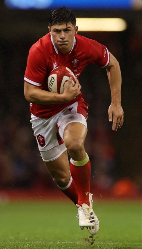 Wales Rugby Wallpaper, Louis Rees Zammit Wallpaper, Louis Rees Zammit, Rees Zammit, Wales Rugby Team, Welsh Rugby Players, Rugby Images, Rugby Wallpaper, Gloucester Rugby