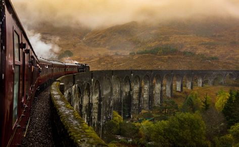 Harry Potter Pc, Harry Potter Train, Train Wallpaper, Alnwick Castle, Harry Potter Background, Potter Aesthetic, Wallpaper Computer, Harry Potter Images, Images Harry Potter