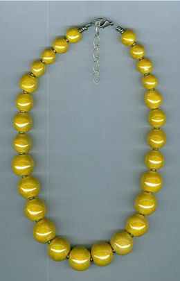 love my Kazuri yellow bead necklace Kazuri Beads, All Things Yellow, Jewellery Inspiration, Colour Yellow, Maybe One Day, Wedding Jewellery, Bead Necklace, Yellow Color, Kenya