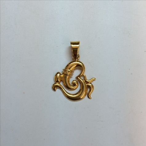 Om Gold Pendal, God Lockets In Gold, Lockets For Man, Ganesh Locket Pendants, Om Locket Gold, Gold Locket Design, Hindu Jewelry, Gold Pendants For Men, Ganesh Pendant