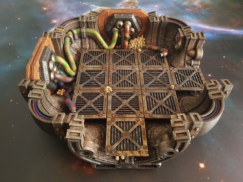 Warhammer 40k Ship Interior, Necromunda Terrain Diy, Hulk Room, Space Hulk Terrain, 40k Diorama, Tabletop Scenery, Sci Fi Wall, Necromunda Terrain, Desert City