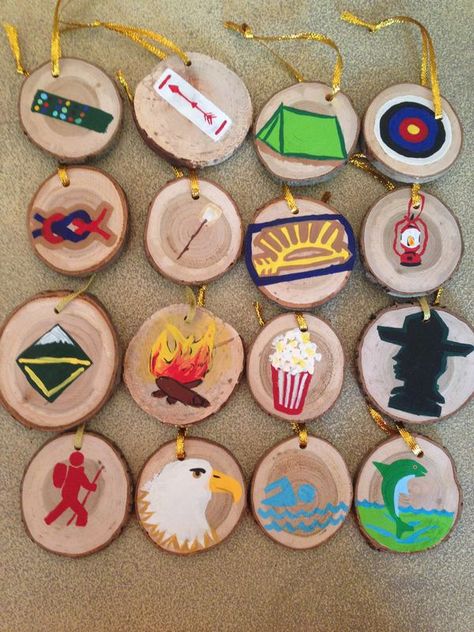 Scout Christmas Crafts, Scout Christmas Party, Boy Scout Crafts, Scout Knots, Cub Scout Crafts, Eagle Scout Ceremony, Cub Scout Activities, Christmas Party Ideas, Scout Mom