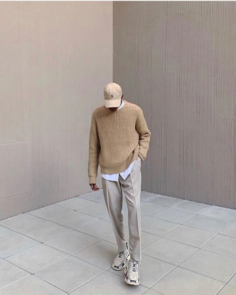 Casual Outfit Men Aesthetic, Nude Clothes Aesthetic, Clothes Aesthetic Men, Outfit Men Aesthetic, Minimal Fits, Mens Street Style Winter, Gallery Outfit, Paris Ootd, Art Gallery Outfit