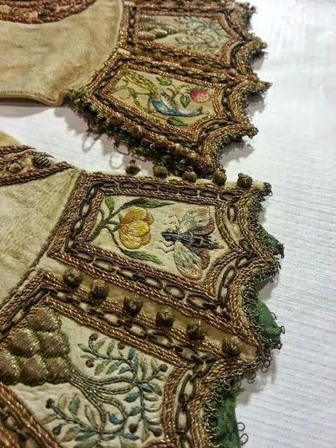 //// English Embroidery, Medieval Embroidery, 17th Century Fashion, Arte Folk, Antique Embroidery, Subversive Cross Stitch, Blouse Embroidery, Embroidered Designs, Vintage Details