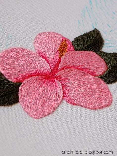 Hibiscus challenge coming up! Hibiscus Embroidery Design, Embroidery Hibiscus Flower, Floral Embroidery Patterns Templates, Sunflower Embroidery Pattern, Hibiscus Embroidery, Tropical Embroidery, Motif Bordir, Sunflower Embroidery, Ith Machine Embroidery