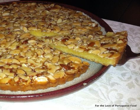 For the Love of Portuguese Food - @Sara Eriksson Medeiros Crook I'll be expecting this! Almond Tart Recipe, Almond Tart, Alcoholic Desserts, Portuguese Desserts, Tart Filling, Portuguese Food, Strawberry Desserts, Portuguese Recipes, Sweet Tarts