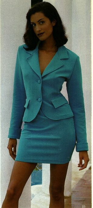 yasmeen ghauri- rockin' it in a knit skirt suit! Miniskirt Suits For Women, 90s Suits Women Runway, Woman Suit Dress, Female Skirt Suits Office Style, Two Piece Suit Women Skirt, 90s Women Suit, 2000s Suits Women, Female Suit Outfit With Skirt, Womens Suits Skirts