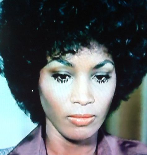 Get Christie Love, Christie Love, Teresa Graves, Diane Carroll, 1980s Glamour, 70s Black Women, Tv Vintage, Black Light Posters, Black Goddess