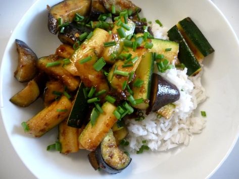 Parsley Chicken, Zucchini And Eggplant, Eggplant With Garlic Sauce, Eggplant Stir Fry, Chicken Eggplant, Zucchini Stir Fry, Zucchini Vegetable, Eggplant Pasta, Eggplant Zucchini