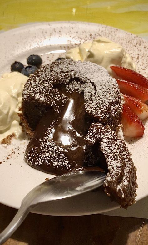 [Homemade] Molten Lava Cake #food #foods Good Food Recipes, Molten Lava Cake, Food Glorious Food, Alice Waters, Molten Lava Cakes, Molten Lava, Food Meals, Lava Cake, Lava Cakes